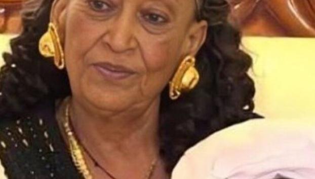 العجوز المعجزة  